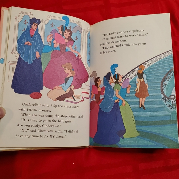 Lot of 3 Vintage Disney Children's books- Bambi, Cinderella and Pinocchio - Picture 4 of 16